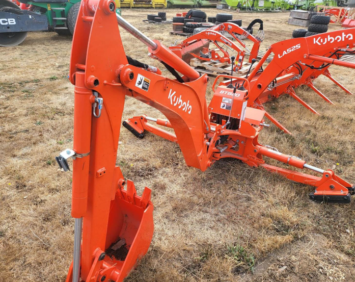 Backhoe loader