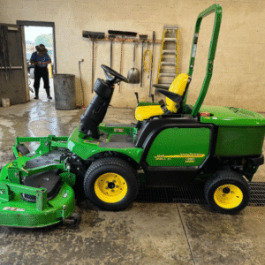 John Deere TC1445 4WD Front Runner Mower – 2010