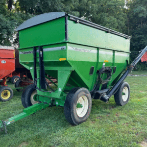Unverferth Low Profile Hayride Wagon with Ramp